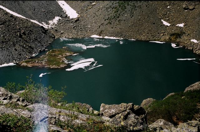 Высокогорное озеро на Куйгуке